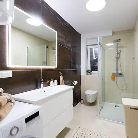 Delux Holiday In Appartement *